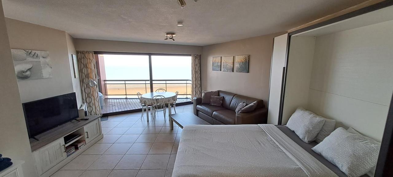 Large beachstudio seaview Blankenberge near Brugge Buitenkant foto